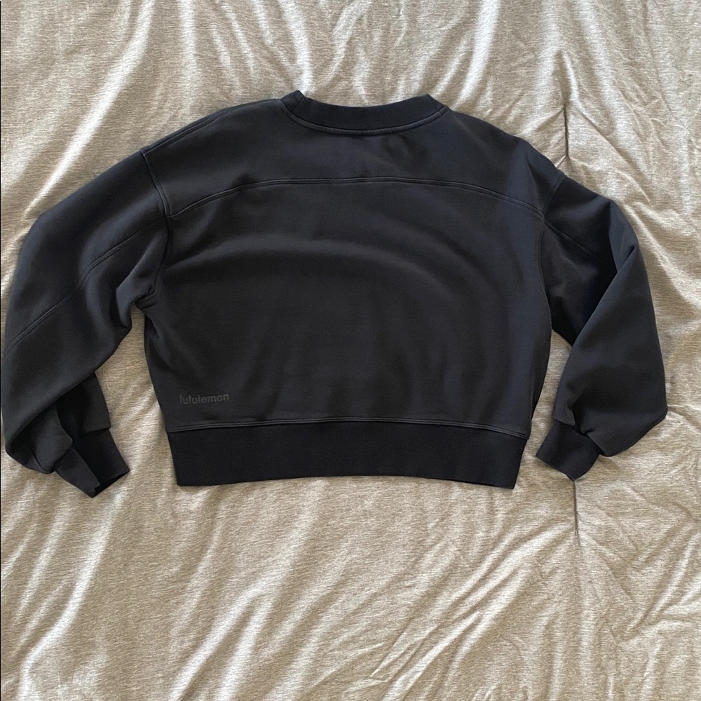 Lululemon Perfectly Oversized Cropped Crew - French Terry - Picture 6 of 10